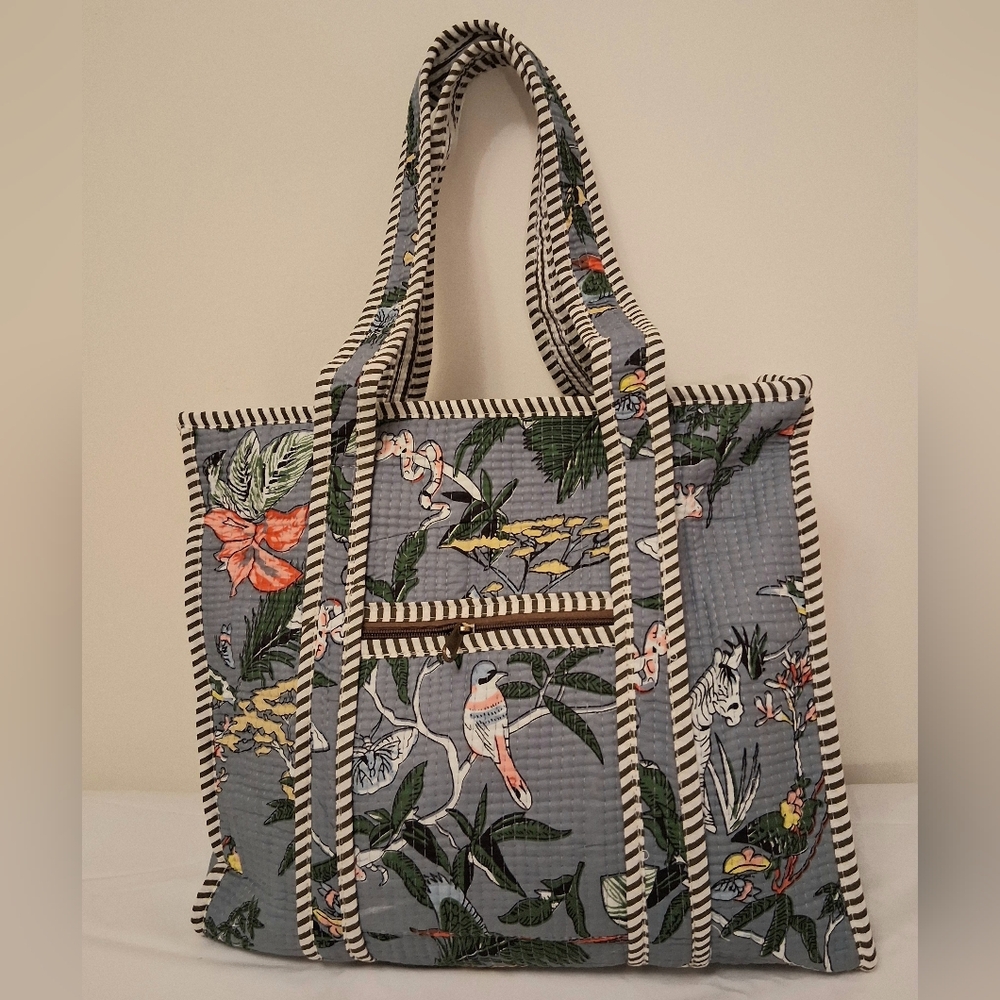 GRAY FLORAL PRINT TOTE BAG